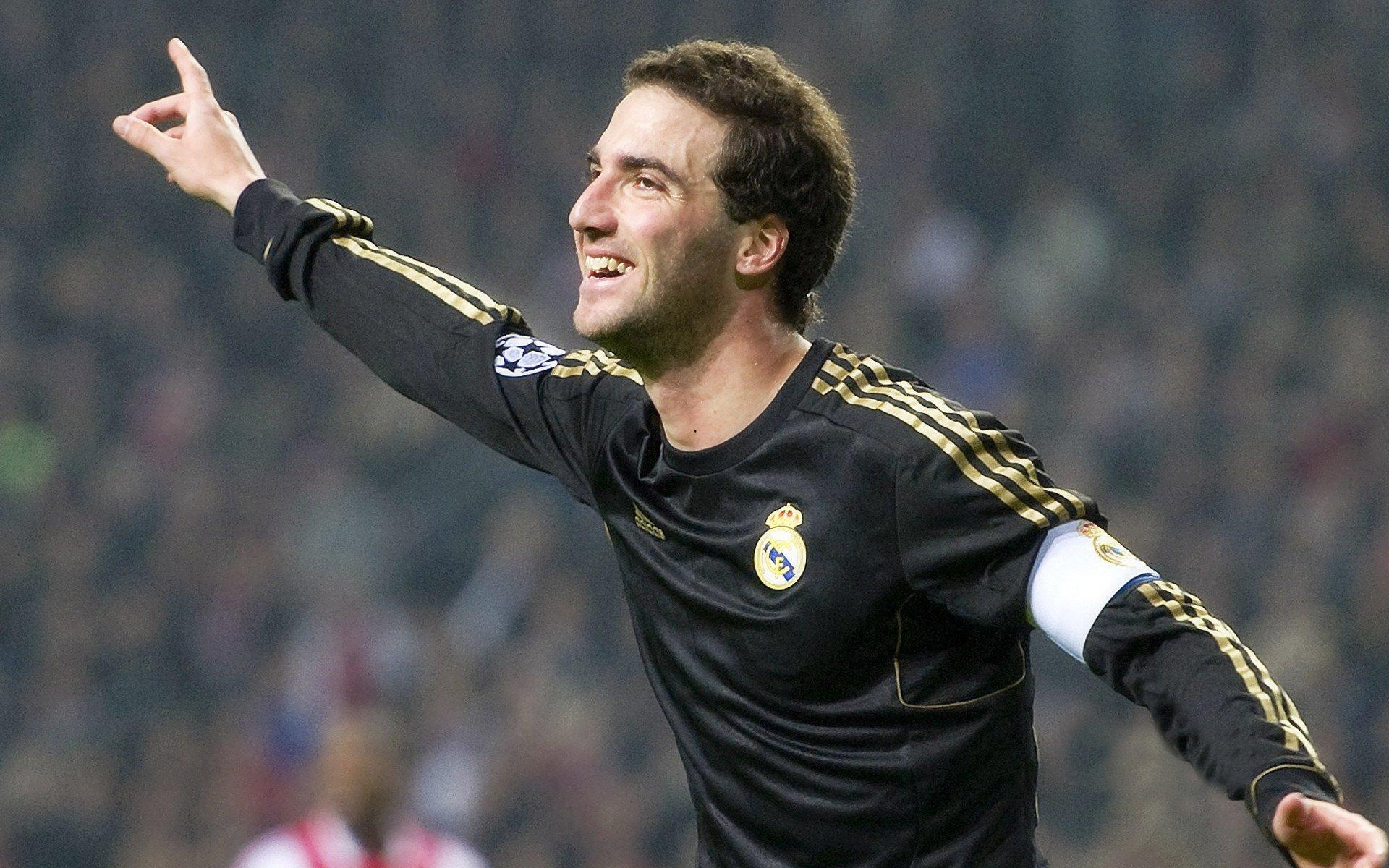 半场鏖战互交白卷!门兴0-0多特蒙德 萨比策远射造险吉滕斯失良机